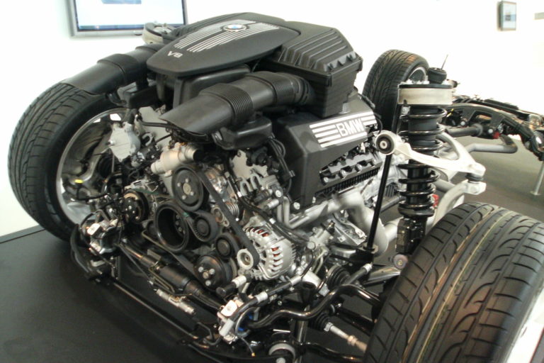 como funciona un motor